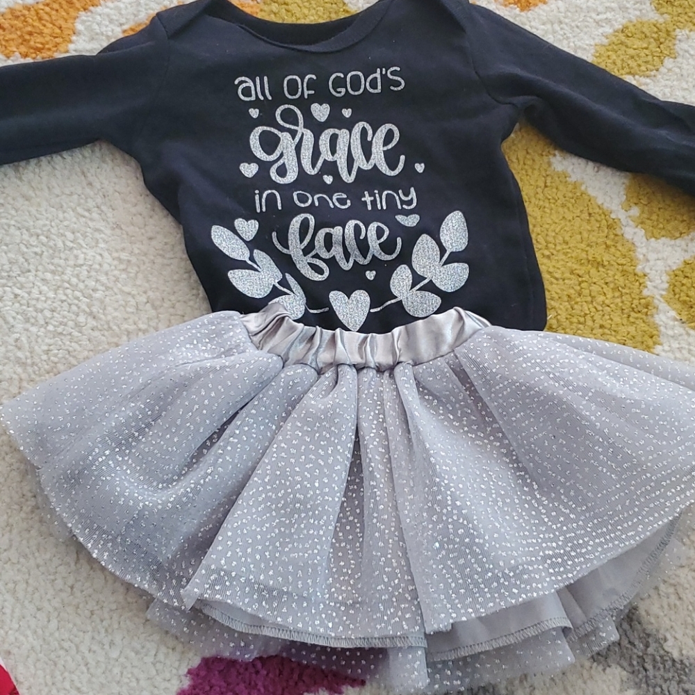 Large lot 3-6 months girls new condition